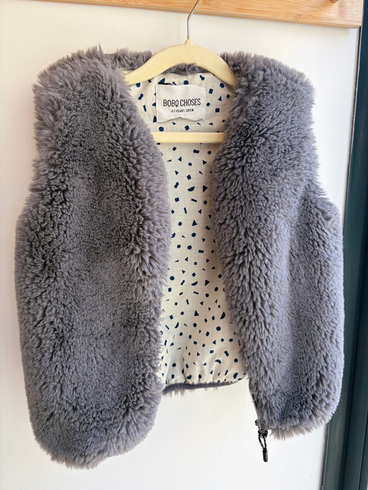 Veste sans manches en fausse fourrure – Bobo Choses