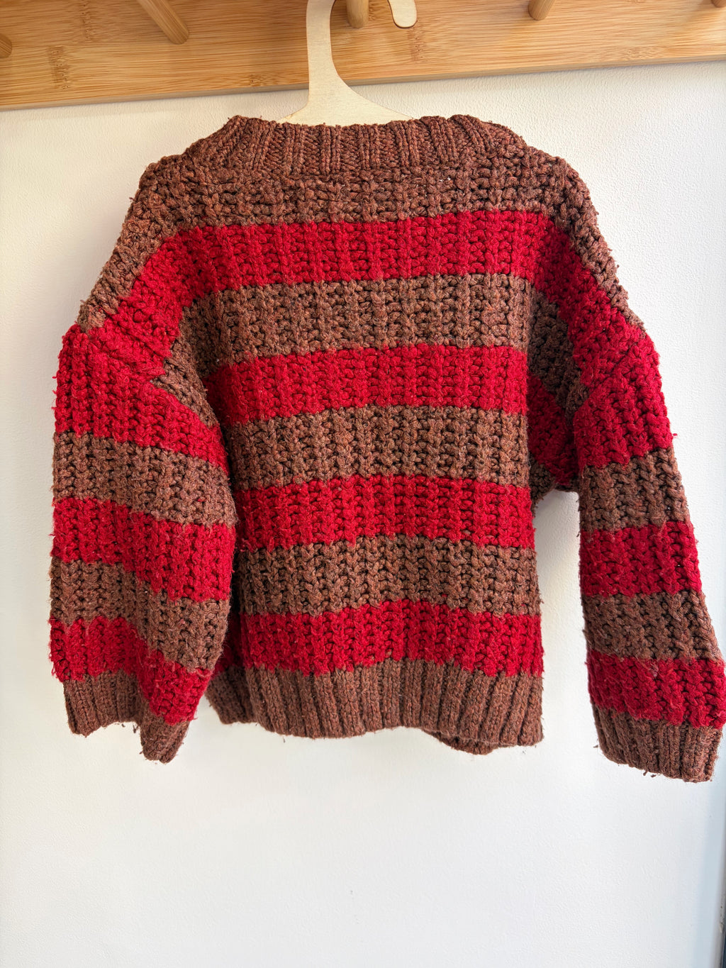 Pull rayé chocolat et rouge – Zara