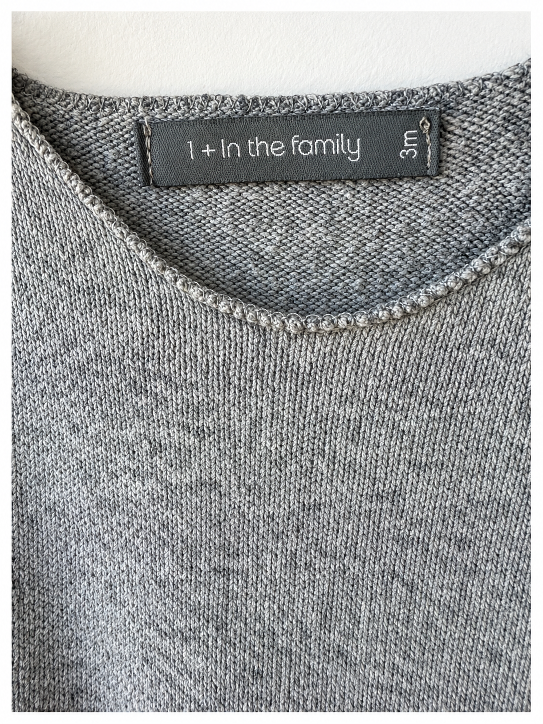 Combinaison grise – 1+ in the Family