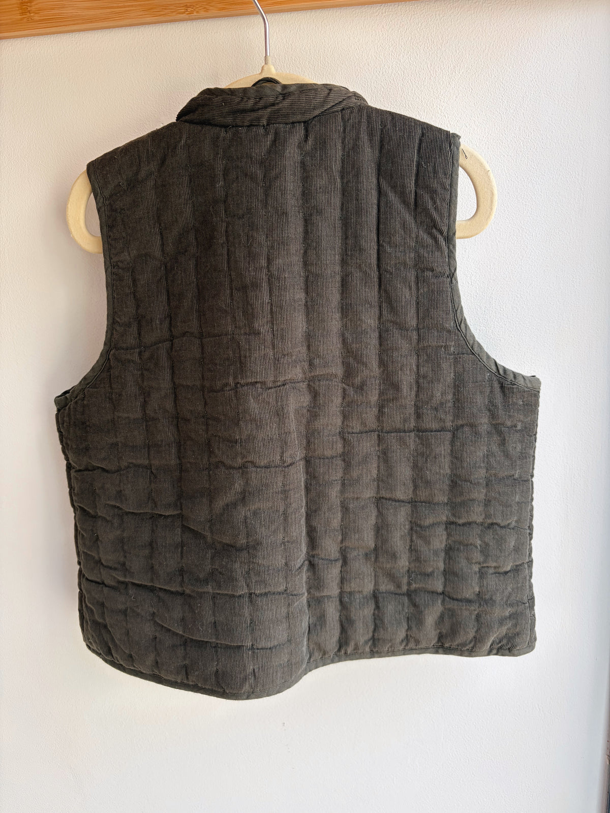 Veste sans manches matelassée brodée – MarMar Copenhagen