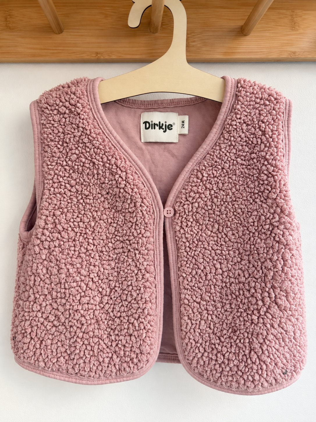 Gilet sans manches rose – Dirkje