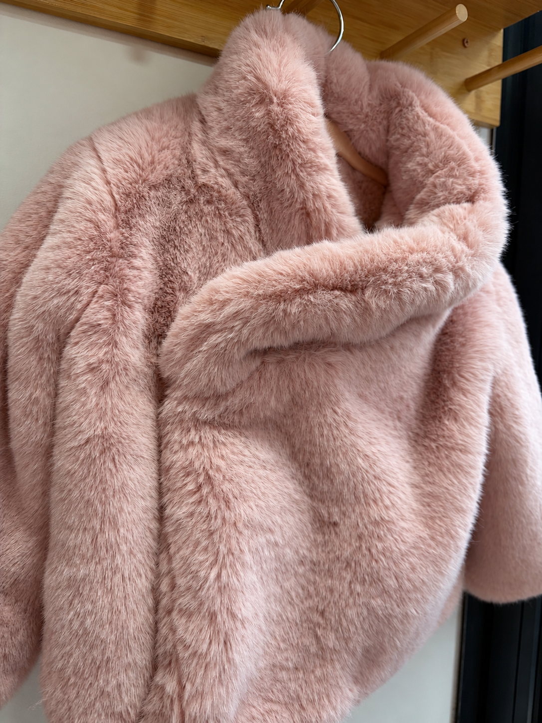Manteau en fausse fourrure – Bonton