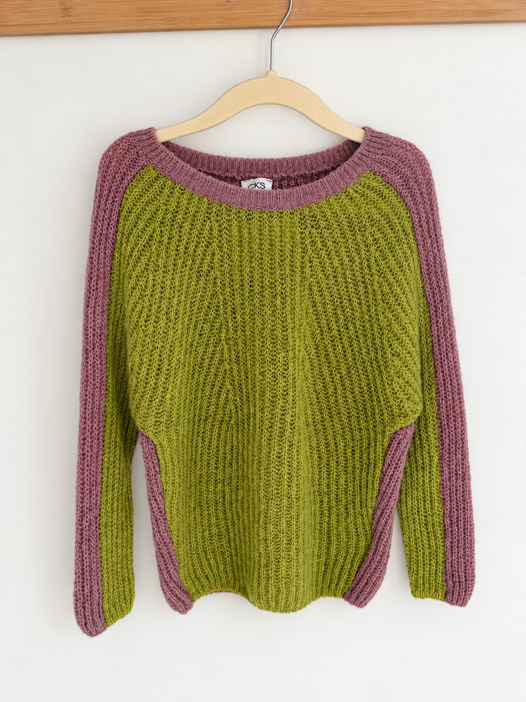 Pull en maille rose et vert – CKS